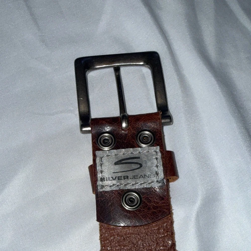 Silver Jeans Men's Distressed Brown Leather Belt with Metal Buckle